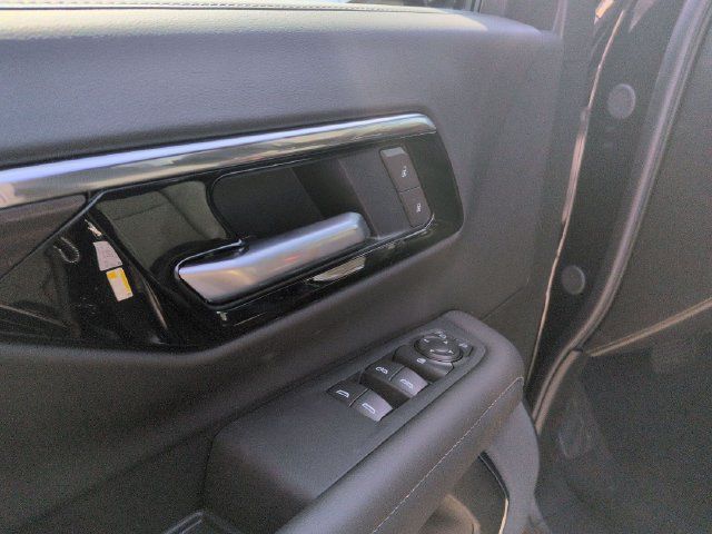 Used 2026 Chevrolet Tahoe LS RWD image 13