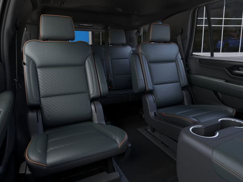 New 2026 GMC Yukon AT4 image 18