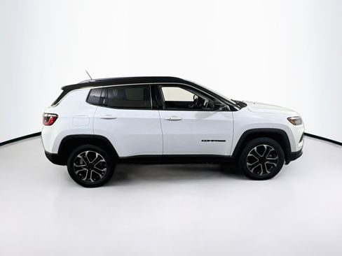 Used 2022 Jeep Compass Limited w/ Sun and Sound Group AWD/4WD image 4