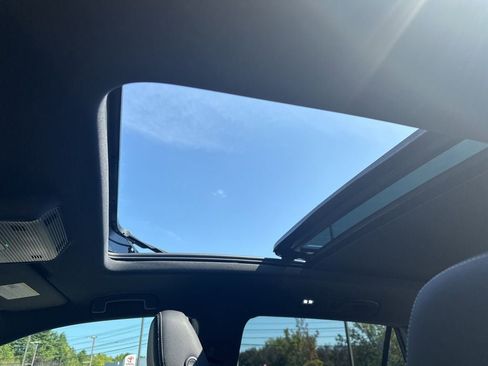 New 2026 Volkswagen Atlas Cross Sport SEL R-Line image 23