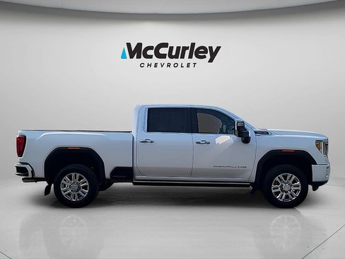 Used 2022 GMC Sierra 3500 Denali w/ Denali Ultimate Package AWD/4WD image 8