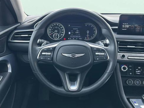 Used 2025 Genesis G70 2.5T RWD image 13