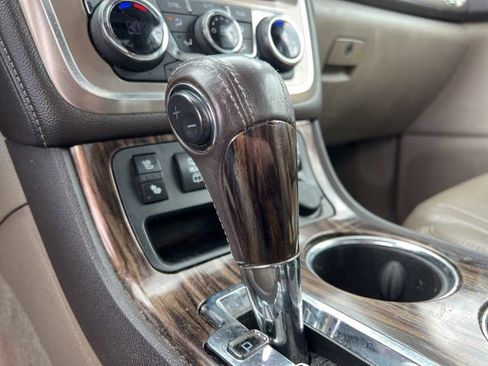 Used 2014 GMC Acadia Denali image 20