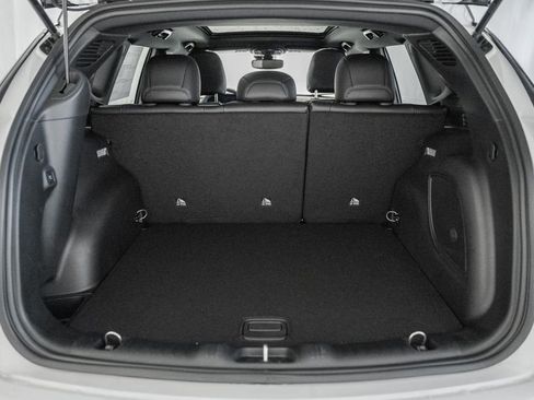 New 2026 Jeep Compass Limited image 9