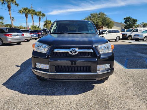 Used 2011 Toyota 4Runner SR5 image 8