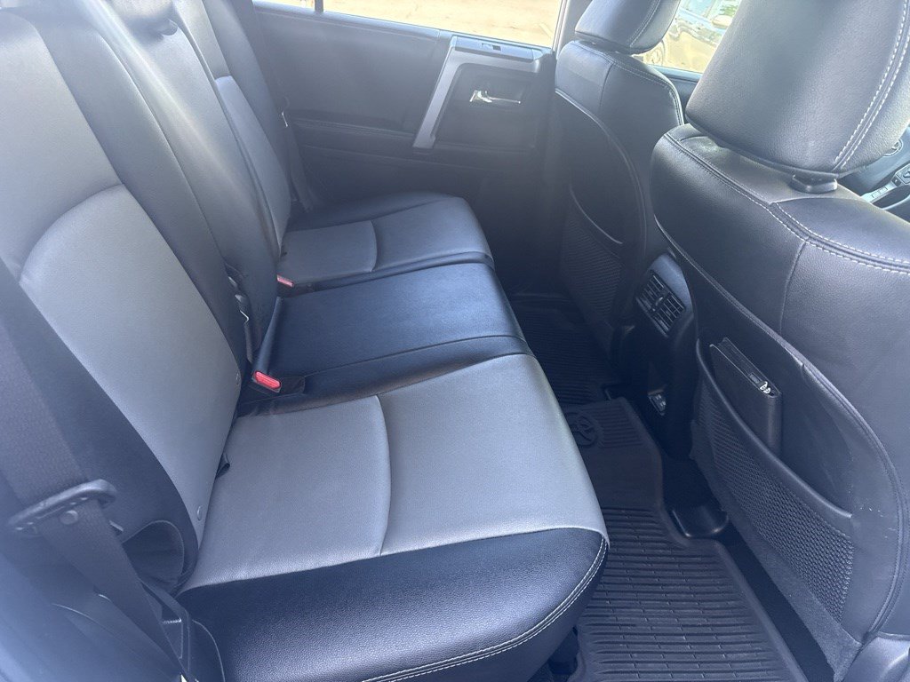 Used 2021 Toyota 4Runner SR5 Premium w/ Moonroof Package AWD/4WD image 10