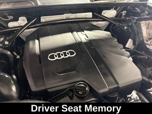 Used 2021 Audi Q5 Prestige w/ Prestige Package AWD/4WD image 11