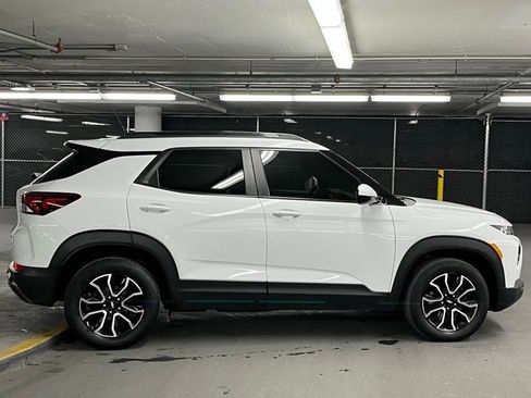 Used 2021 Chevrolet TrailBlazer ACTIV w/ Sun and Liftgate Package image 37