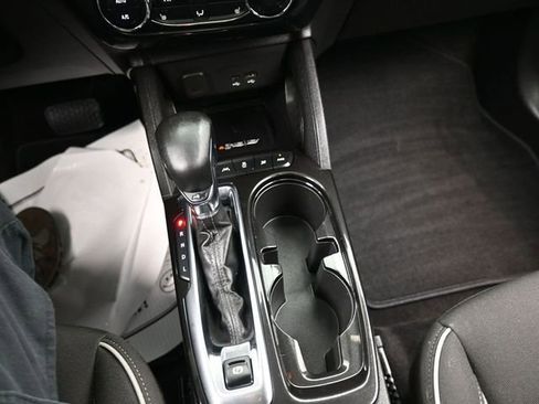 Used 2024 Chevrolet TrailBlazer LT w/ Convenience Package image 11