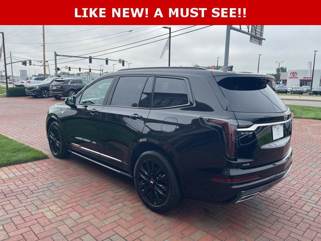 Used 2025 Cadillac XT6 Sport w/ Platinum Package AWD/4WD image 11