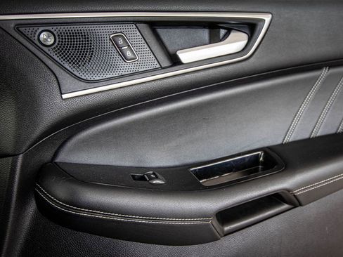 Used 2019 Ford Edge ST w/ Equipment Group 401A image 18