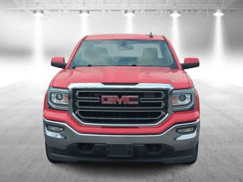 Used 2018 GMC Sierra 1500 SLE w/ SLE Value Package AWD/4WD image 3