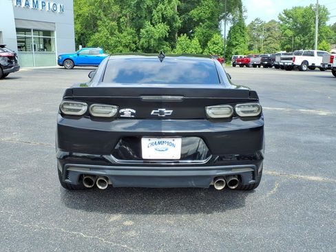 Used 2021 Chevrolet Camaro LT RWD image 23