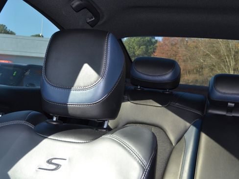 Used 2015 Chrysler 200 S w/ Navigation & Sound Group I image 19