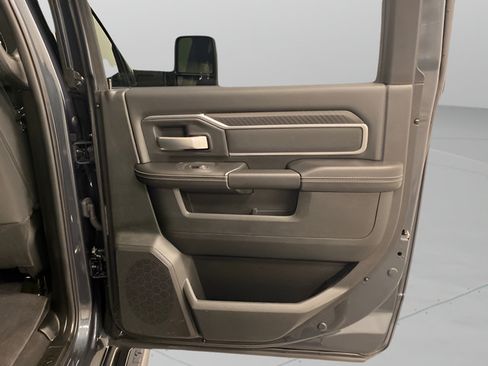 Used 2025 RAM 2500 Big Horn AWD/4WD image 23