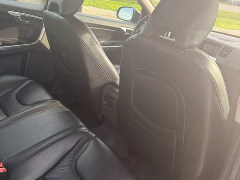 Used 2015 Volvo S60 T5 image 20