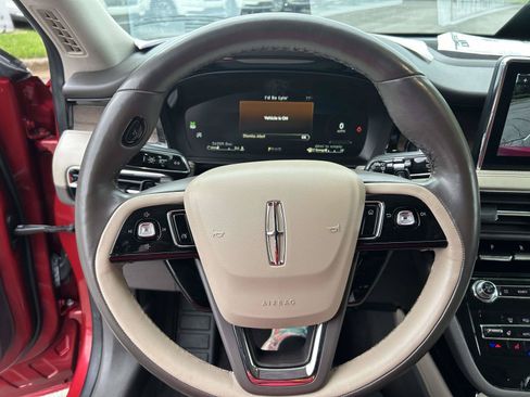 Certified 2022 Lincoln Corsair Reserve w/ Elements Package FWD image 33