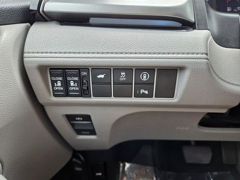 Used 2023 Honda Odyssey Touring image 24