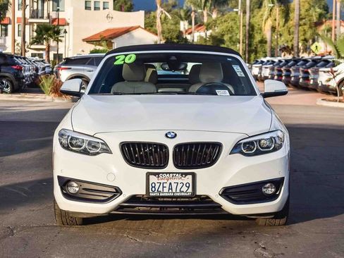 Used 2020 BMW 230i Convertible w/ Premium Package image 2