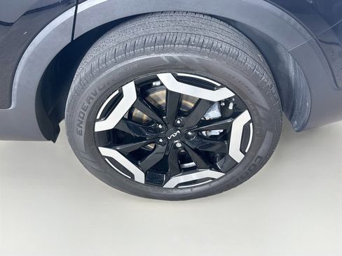 Used 2024 Kia Telluride EX w/ EX Captain's Chair Package FWD image 40