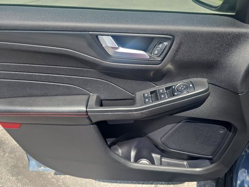 Used 2024 Ford Escape ST-Line w/ Equipment Group 301A FWD image 19