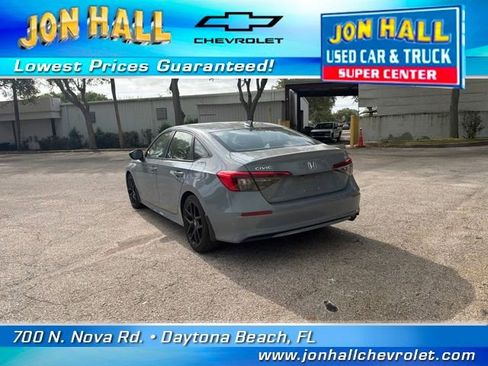 Used 2024 Honda Civic Sport image 8