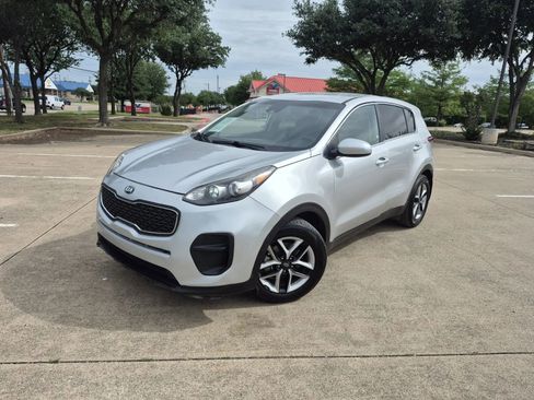 Used 2020 Kia Sportage LX FWD image 1