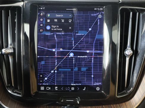 Used 2022 Volvo XC60 B6 Inscription w/ Climate Package image 46