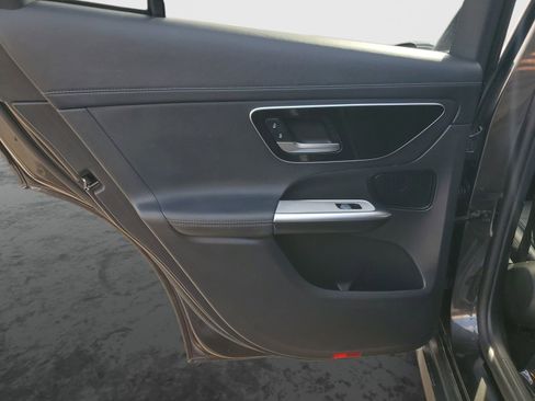 Used 2023 Mercedes-Benz GLC 300 4MATIC image 15