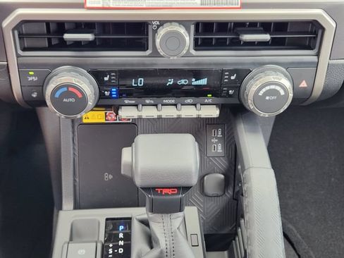 New 2026 Toyota 4Runner TRD Off-Road Premium AWD/4WD image 17