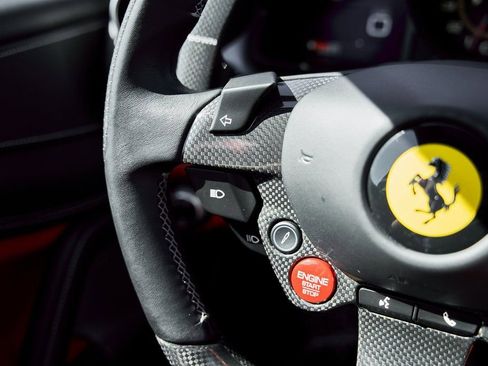 Used 2020 Ferrari GTC4Lusso AWD/4WD image 57