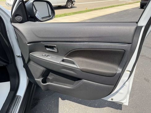 Used 2022 Mitsubishi Outlander Sport ES AWD/4WD image 20