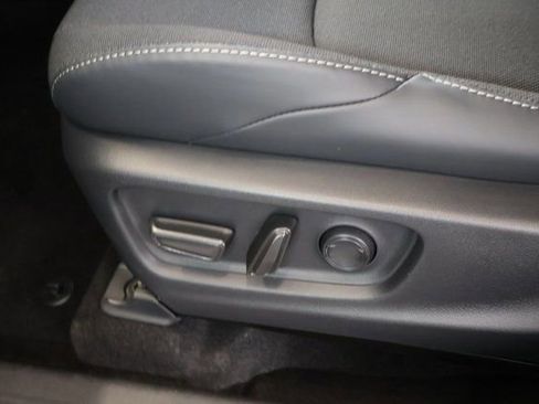 New 2026 Toyota C-HR image 12