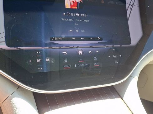 Used 2023 Mercedes-Benz EQS 580 4MATIC Sedan image 16
