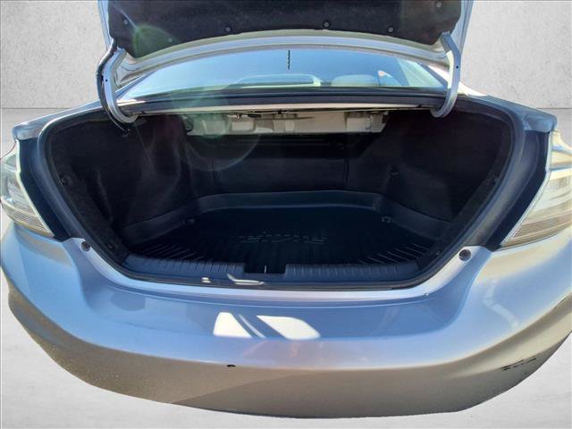 Used 2015 Honda Civic Hybrid Sedan image 5