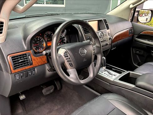 Used 2014 Nissan Armada Platinum image 16