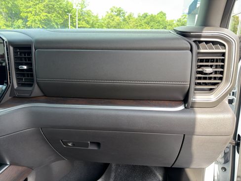 Used 2026 GMC Sierra 1500 SLT AWD/4WD image 20
