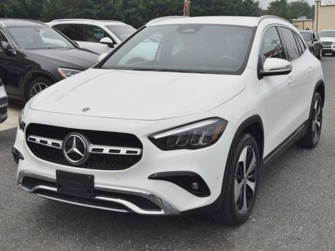 Used 2025 Mercedes-Benz GLA 250 image 4