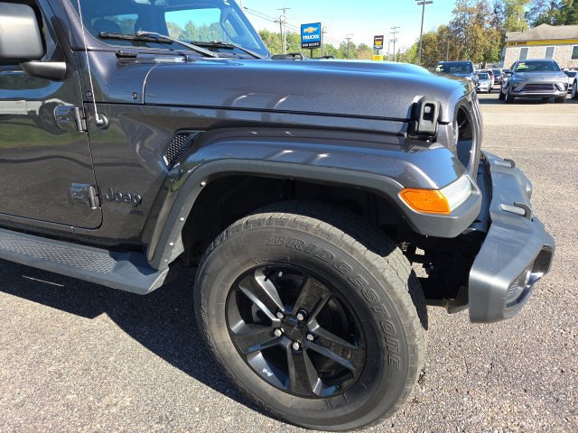 Used 2022 Jeep Wrangler Unlimited Sahara AWD/4WD image 26