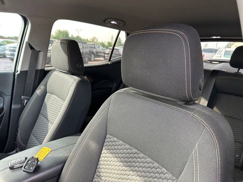 Used 2019 GMC Terrain SLE w/ Driver Convenience Package FWD image 13