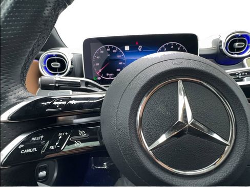 Used 2025 Mercedes-Benz CLE 300 4MATIC Coupe w/ AMG Line image 39