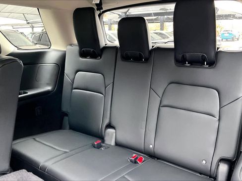 New 2026 Nissan Pathfinder SL image 20