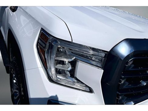 Used 2022 GMC Sierra 1500 AT4 w/ AT4 Premium Package AWD/4WD image 25
