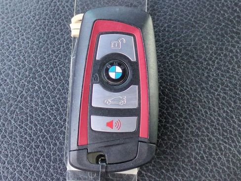 Used 2017 BMW 330i xDrive Sedan image 30