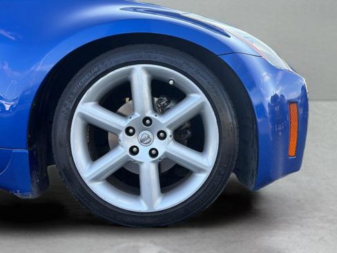Used 2004 Nissan 350Z Touring image 12