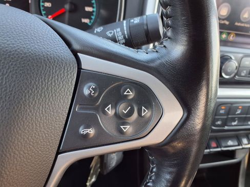 Used 2022 Chevrolet Colorado LT w/ Fleet Safety Package RWD image 16