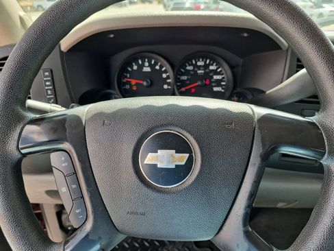Used 2013 Chevrolet Silverado 1500 W/T RWD image 20