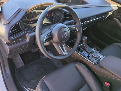 Used 2025 MAZDA CX-30 AWD 2.5 S w/ Premium Package image 9