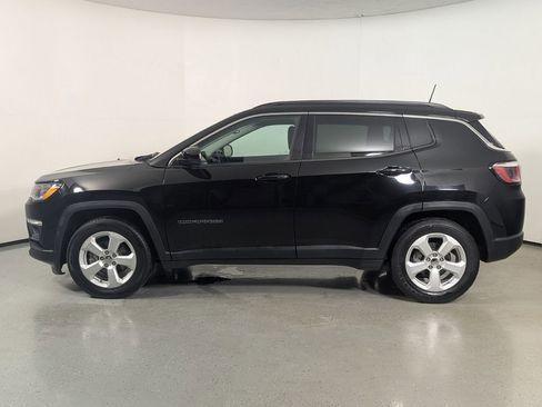 Used 2020 Jeep Compass Latitude FWD image 4