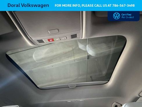 Used 2025 Volkswagen Jetta SE image 17